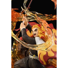 Demon Slayer: Kimetsu no Yaiba Kyojuro Rengoku DX Version 1:8 Scale Statue - ReRun