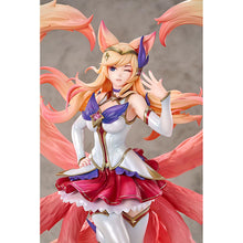 League of Legends: Star Guardian Ahri 1/7 Scale Figure by Good Smile Company