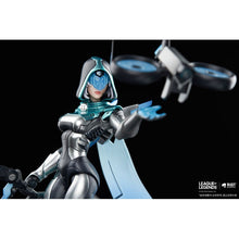 League of Legends: Ashe 1:8 Scale Action Figure