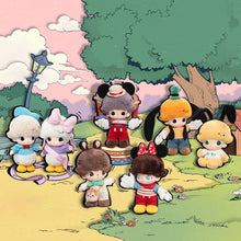 DIMOO WORLD × DISNEY Series-Vinyl Plush Keychain Blind Box (Random One)