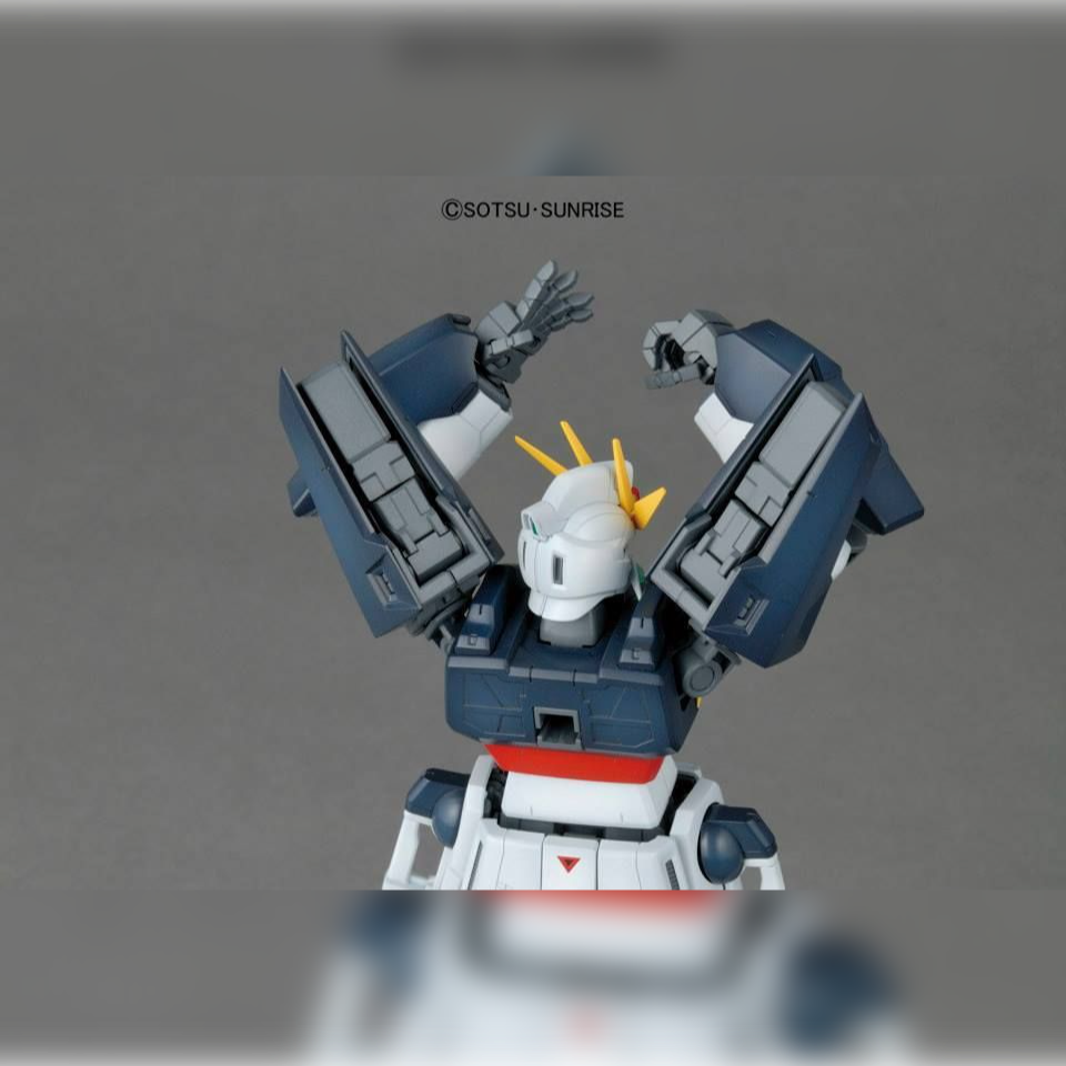 MG (Master Grade) GX-9901-DX Gundam Double X