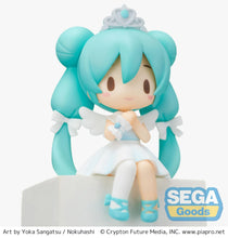 Vocaloid Hatsune Miku Perching Figure 15th Anniversary Ver.