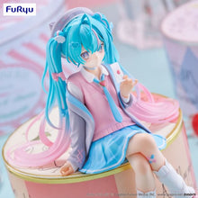 Hatsune Miku Noodle Stopper Figure -Love Blazer-