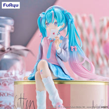 Hatsune Miku Noodle Stopper Figure -Love Blazer-