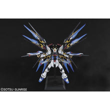 PG Strike Freedom Gundam 1/60 Model Kit