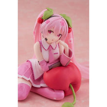 Vocaloid Desktop Cute Sakura Miku (Cherry Cushion Ver.) Figure [Pre-Order]