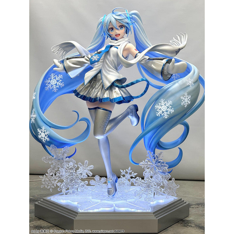 Vocaloid Snow Miku (Sky Town 10th Anniversary Ver.) 1/7 Scale