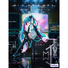 Vocaloid F:Nex Hatsune Miku x MTV 1/7 Scale Figure