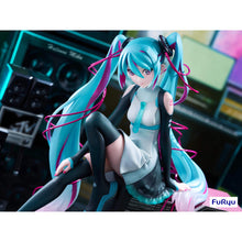 Vocaloid F:Nex Hatsune Miku x MTV 1/7 Scale Figure