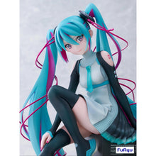 Vocaloid F:Nex Hatsune Miku x MTV 1/7 Scale Figure