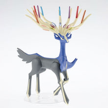 Pokemon Select Series 33 Xerneas Model Kit