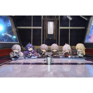 This set includes 6 playable characters from the popular game "Honkai: Star Rail"!